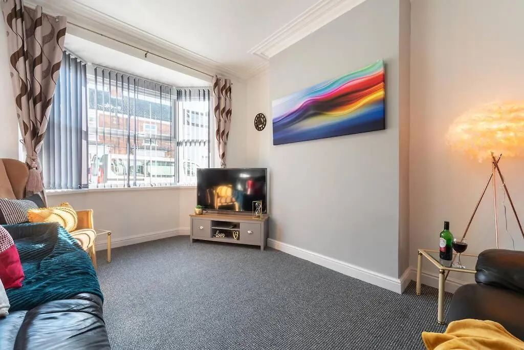 Nyaraló Wgcdde Large 3 Bedroom House - Close To Mkm Stadium & A63 - Garden Kingston upon Hull