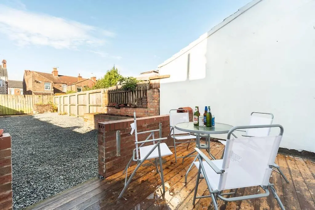 Nyaraló Wgcdde Large 3 Bedroom House - Close To Mkm Stadium & A63 - Garden Kingston upon Hull